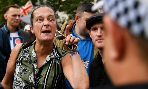 [FOTO/VIDEO] Napeto u Londonu: Prosvjed protivnika Brexita napali huligani, morala intervenirati i policija