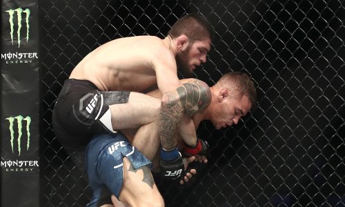Khabib Nurmagomedov gušenjem stigao do 28. pobjede te dokazao da je najveći borac današnjice