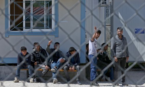 Uskok pokrenuo istragu nad trojcem koji je prokrijumčario 87 migranta