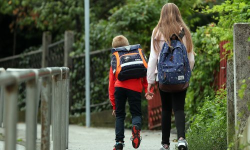 Učitelji u 14 škola u petak doznali da su ostali bez posla