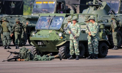 Venezuela razmjestila tenkove, rakete i 150.000 vojnika na granici, Kolumbija neće 'odgovarati na provokacije'