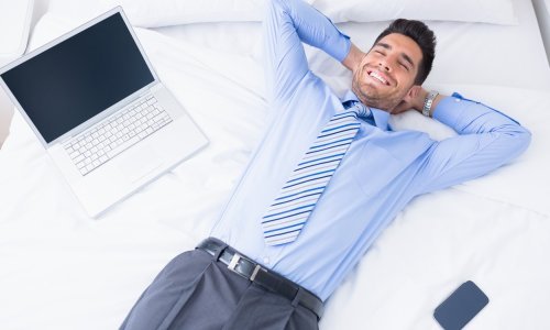 Toliko ste umorni da najradije godinu dana ne biste ustali iz kreveta? Pogledajte zašto to nije baš najbolja ideja