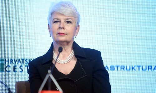 Jadranka Kosor: Grabar Kitarović dolila je kanticu kerozina na vatru