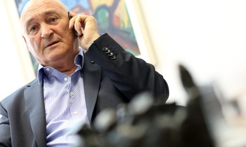 Nakon Tedeschija i Roglić testira autonomne mobilne robote Gideon Brothersa