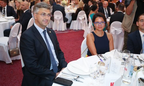 Plenković zahvalio svima koji žele pomoći rješavanju malignih bolesti