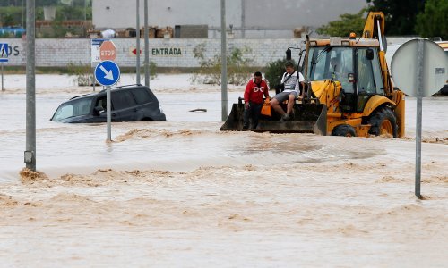 [FOTO/VIDEO] Bujice nosile sve pred sobom, evakuirane stotine stanovnika, nevrijeme u Španjolskoj odnijelo i treću žrtvu