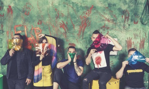 Grupa Vatra ima novi spot za singl 'Vatra se primiče'