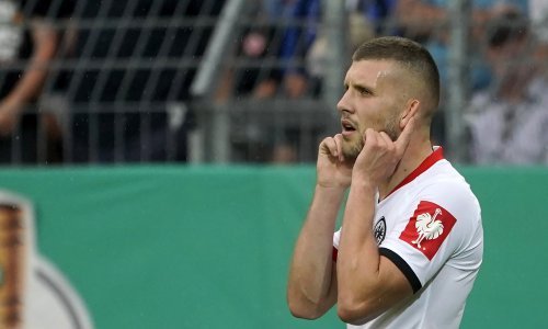 Pojavio se video inicijacije Ante Rebića u Milanu; poslušajte koju je pjesmu otpjevao