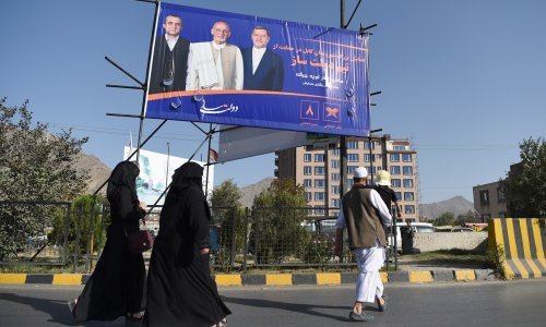 U samoubilačkom napadu u blizini predizbornog skupa 24 ubijena