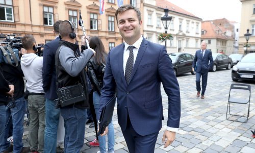 Ćorić: U slučaju moje supruge nema sukoba interesa oko vjetroeletkrana