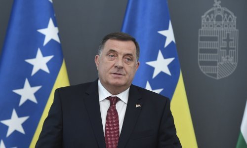 Milorad Dodik postrojio žandarmeriju i najavio daljnje jačanje policije