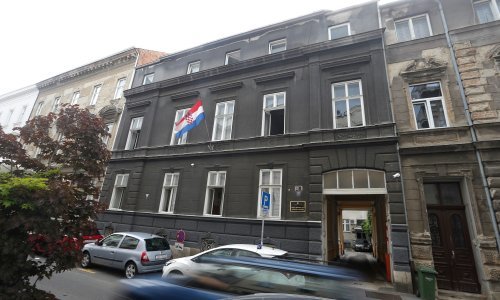 Nakon prosvjeda radnika Visoki trgovački sud dao im nadu da će im biti isplaćeno 4,4 milijuna kuna tražbine