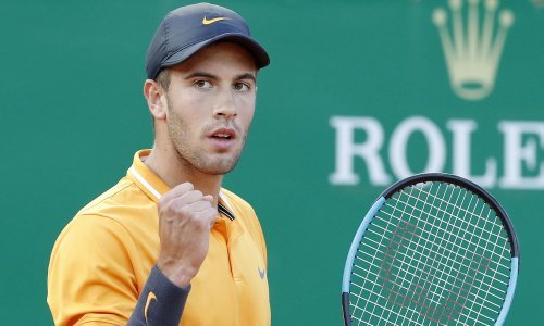 Borna Ćorić bio u posve izgubljenoj situaciji, ali spasio stvar u zadnji tren i stigao do četvrtfinala