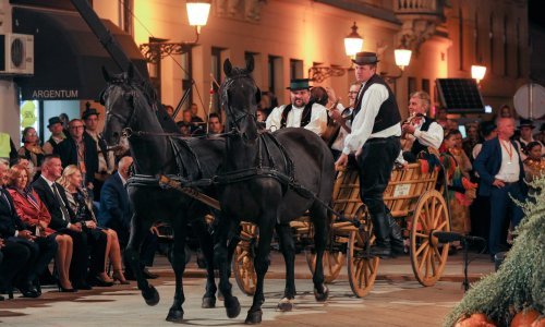 Svečano otvorene 54. Vinkovačke jeseni