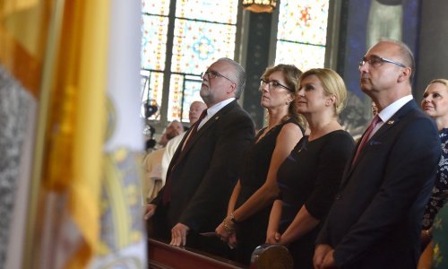 Predsjednica s Hrvatskom bratskom zajednicom: Ne smijemo zaboraviti koliko su nam iseljenici pomogli