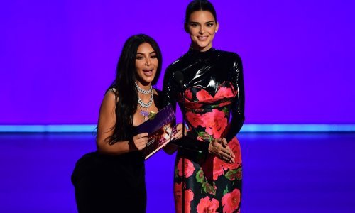 Najneugodniji trenutak Emmyja: Kada su sestre Kardashian-Jenner ovo izrekle, publika je jednostavno prasnula u smijeh