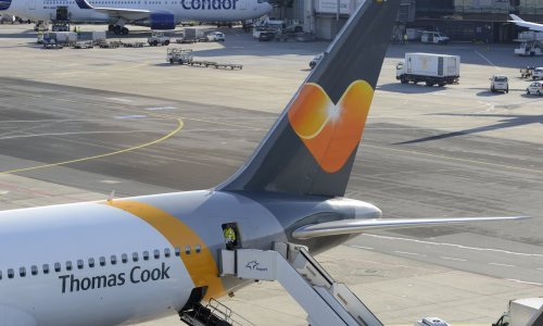 Zamjenskim zrakoplovima iz Splita u Britaniju prevezeno 438 putnika