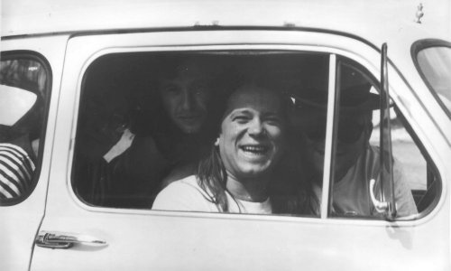 Film o karizmatičnom vođi kultnog benda KUD Idijoti kreće na turneju po hrvatskim kinima