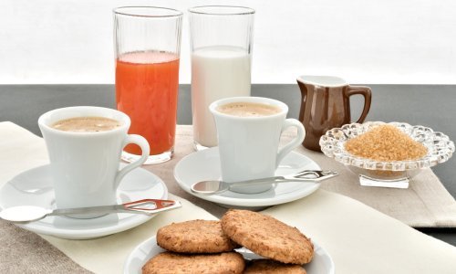 Mislili smo da je voda najbolje piće za hidriranje, ali ispada da smo bili u krivu; otkrivamo koje je najučinkovitije