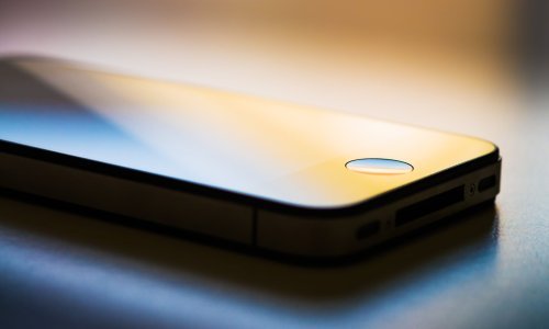 Hoće li iduće izdanje iPhonea stvarno biti ovako retro?