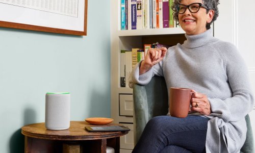 Jeste li znali? Žene su obično ljubaznije prema pametnim zvučnicima