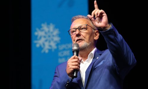 Policajci zbog preniskih plaća u fušu rade kao zaštitari; ministar kaže da je to OK i da treba otvoriti tu mogućnost