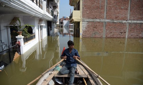 Preko šezdeset mrtvih na sjeveru Indije zbog monsunskih kiša