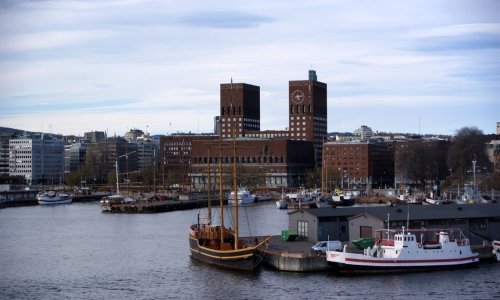 Otkriven spomenik žrtvama Breivikova masakra