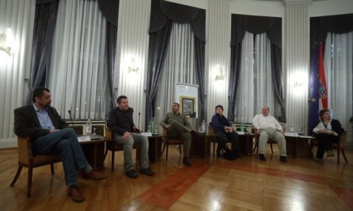 'U priči oko 21. stoljeća svi smo prevareni'