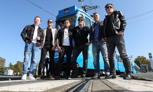 Prljavo kazalište najavilo nadolazeći koncert: Upravo su se tramvajem dovezli i na legendarni koncert na Trgu prije 30 godina