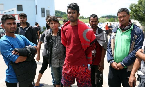 Hrvatska policija dobila packe od UN-a: Udaraju migrante palicama i ganjaju s psima