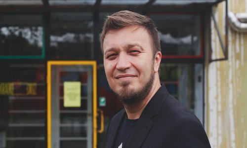 Edo Maajka o preživljavanju: 'Radio sam jedno vrijeme kao kuhar, ali i to se zatvorilo, držao sam radionice za kreativno pisanje i muziku...'