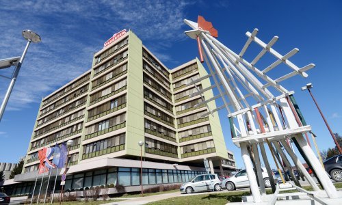 Zagrebačka burza: Indeksi dodatno oslabili, u fokusu prehrambene dionice