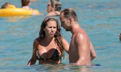 Zbog Rakitićevih problema u klubu oglasila se i njegova supruga: 'Velik si i to nitko ne može promijeniti'