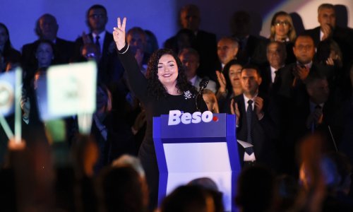 Hoće li Kosovo dobiti prvu premijerku? Ovoj mladoj političarki, koja želi iz temelja prodrmati tamošnje društvo, smiješi se ta pozicija