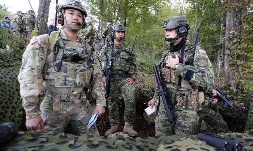 [FOTO/VIDEO] Pogledajte vježbu u kojoj su sudjelovala tri lovca F16 i dva hrvatska helikoptera Kiowa Warrior