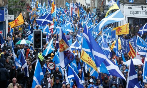 'Kakav dan': Edinburgh poplavio u masovnom maršu za neovisnost Škotske