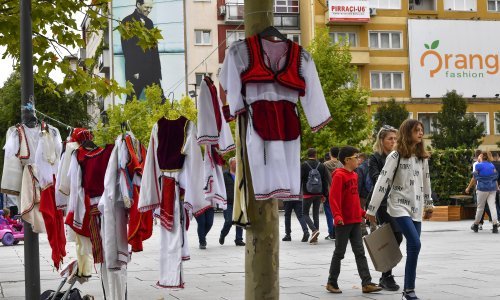 Počeli izvanredni izbori na Kosovu: Kako će proći Vučićeva Srpska lista kojom vodi rat protiv poslušnih Srba?