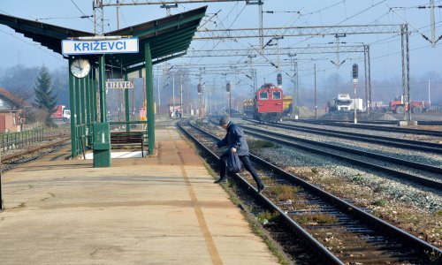 Nova sramota HŽ-a: Pet sati trajala je agonija putnika, više od tisuće ih nije na vrijeme stiglo na odredište
