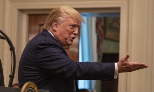 Nova opasnost prijeti Trumpu, pojavio se još jedan zviždač oko njegovog razgovora s ukrajinskim predsjednikom