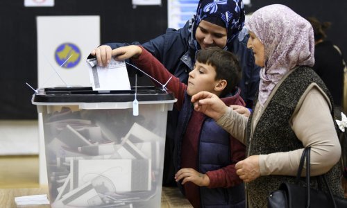 Izbori na Kosovu: Tijesna prednost Samoodređenja, Srpskoj listi svih 10 mandata