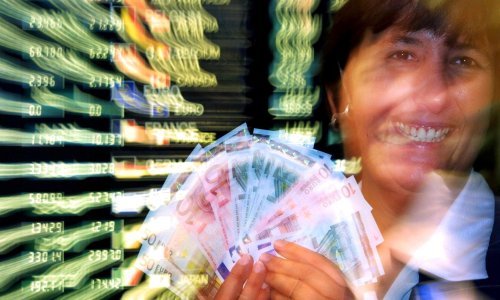 PBZ nije dužan osigurati nove kartice American Express, no doznali smo kako i dalje možete do njih