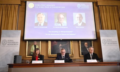 Nobela za kemiju dobio trojac koji je razvio litij-ionsku bateriju: John Goodenough, Stanley Whittingham i Akira Yoshino