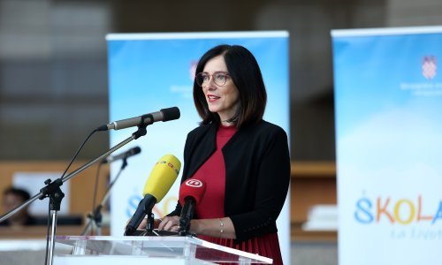 Ministrica pozvala roditelje i učenike da prate web stranice škola u vrijeme štrajka