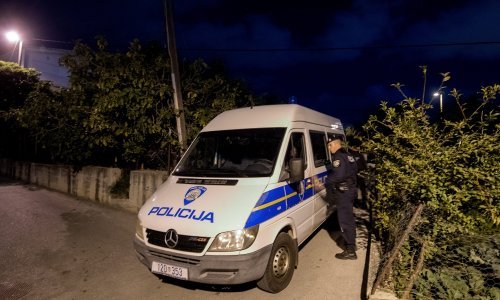 Migranti u busu od Sinja prema Splitu, policiji sumnjivce prijavili putnici