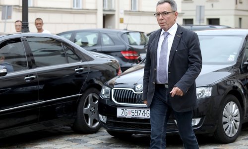 HNS čvrsto: Ne misle 'odstupiti ni milimetra'