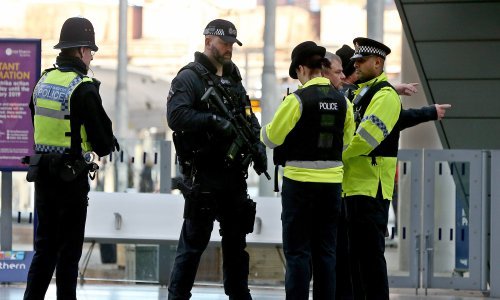 Četvero ozlijeđenih u napadu nožem kod trgovačkog centra u Manchesteru