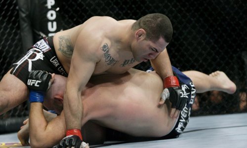 Spektakl na američki način; dogovoren okršaj dva bivša teškaška prvaka UFC-a