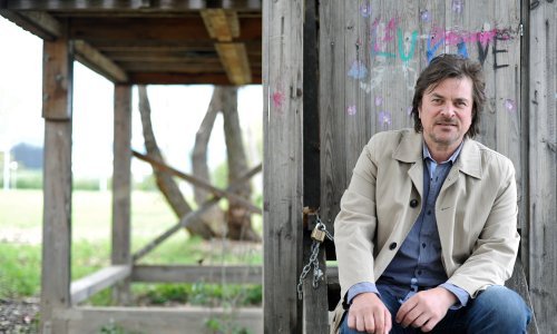 Ogorčeni Alen Islamović uoči koncerta u Kanadi zaglavio na aerodromu s odbijenom vizom: 'Zašto baš ja?!'