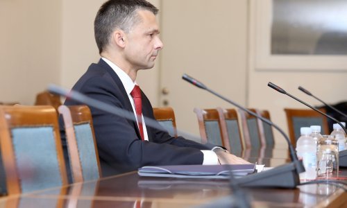 Odgođeno saslušanje diplomatu koji je udaljen s dužnosti jer je prijavio nepravilnosti u ministarstvu